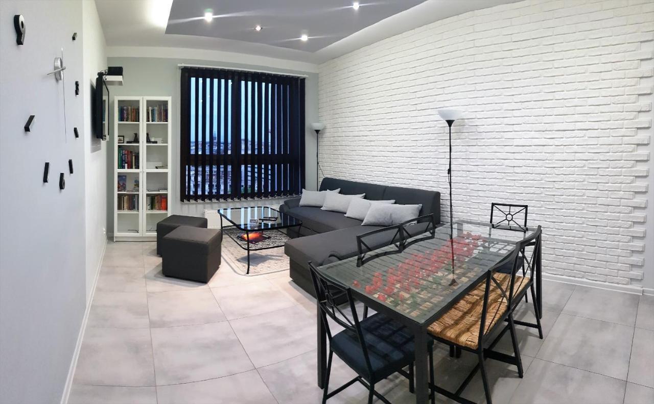 Lux Apartment Center Wrocław Buitenkant foto