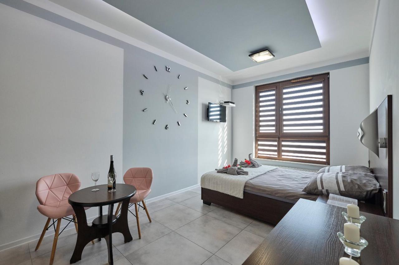 Lux Apartment Center Wrocław Buitenkant foto